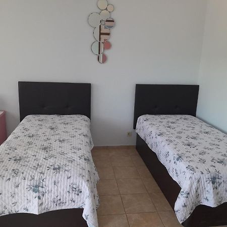 Residence 1000 Roses Moncarapacho Bagian luar foto