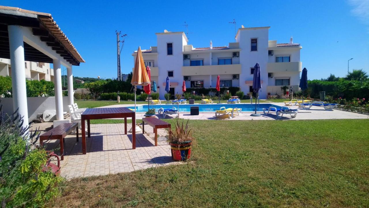 Residence 1000 Roses Moncarapacho Bagian luar foto