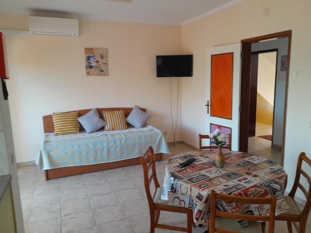 Residence 1000 Roses Moncarapacho Bagian luar foto