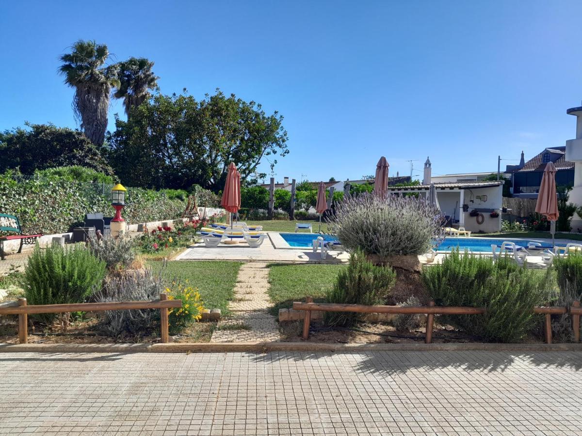 Residence 1000 Roses Moncarapacho Bagian luar foto