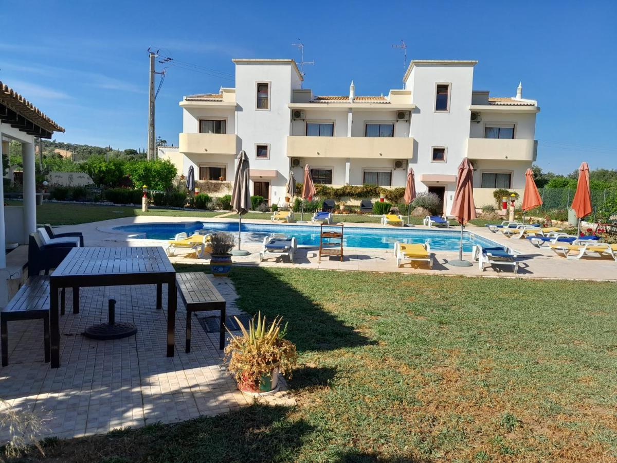 Residence 1000 Roses Moncarapacho Bagian luar foto
