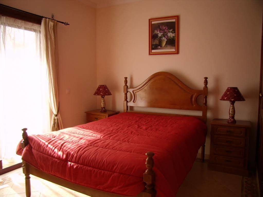 Residence 1000 Roses Moncarapacho Bagian luar foto